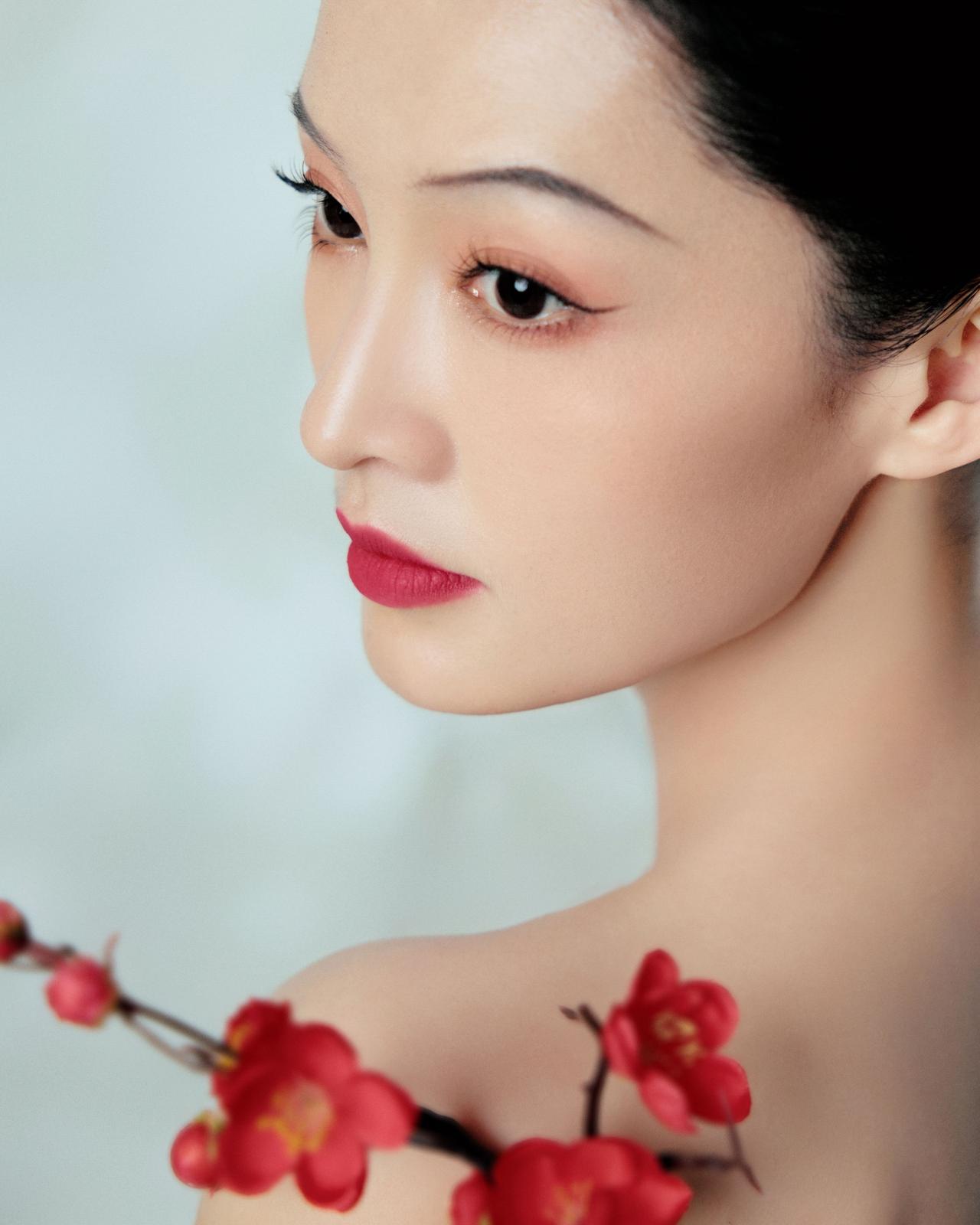 一段非常通透的话：“一切一切都在变，只有人性没有变。读书如果不明白道理，等于白读