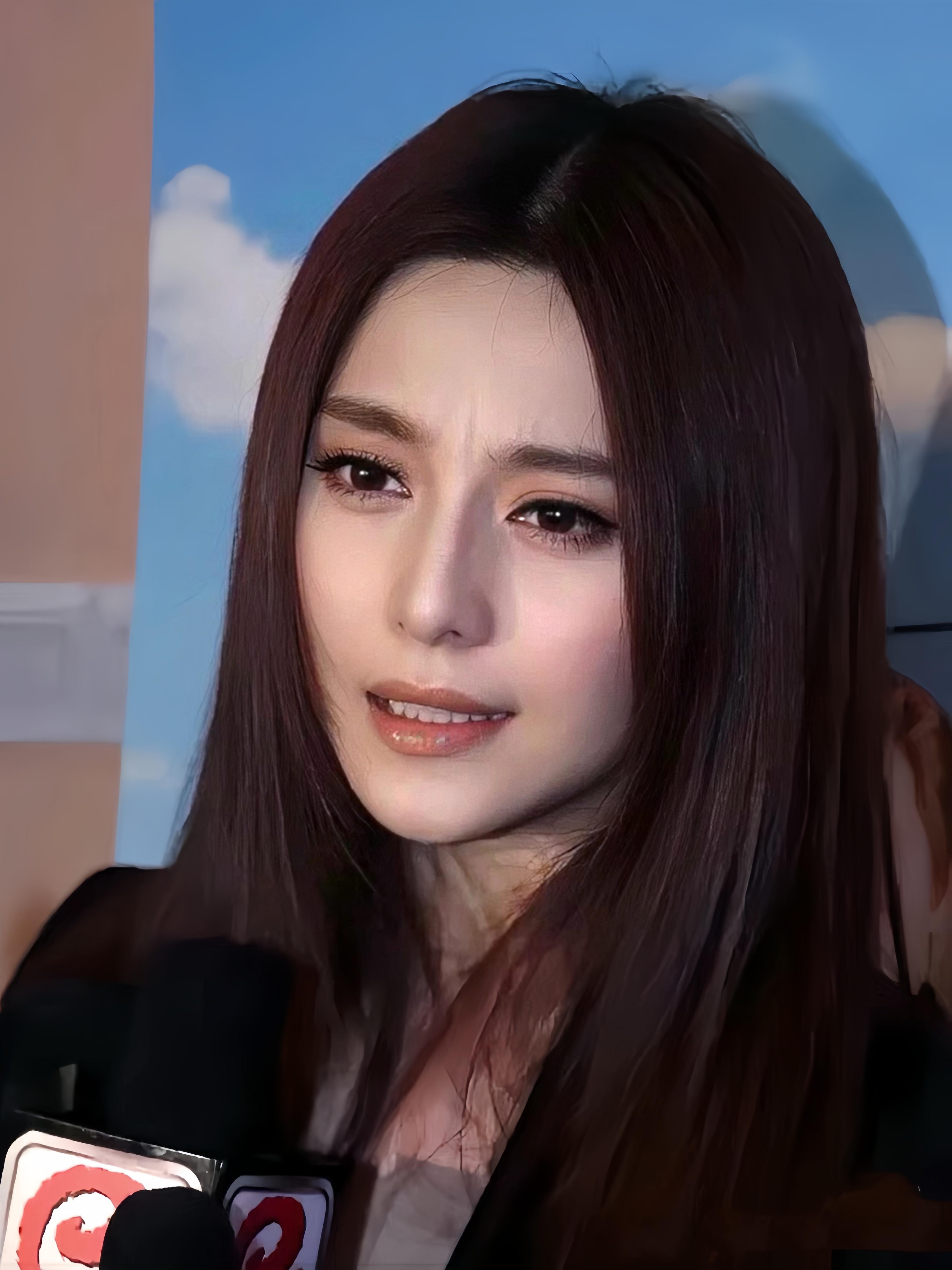 美人嗔怒​​​