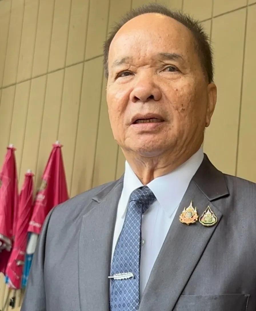 【本周五佩通坦“通话录音案”将迎来最终裁决】据泰国消息：8月27日，泰国总理副秘