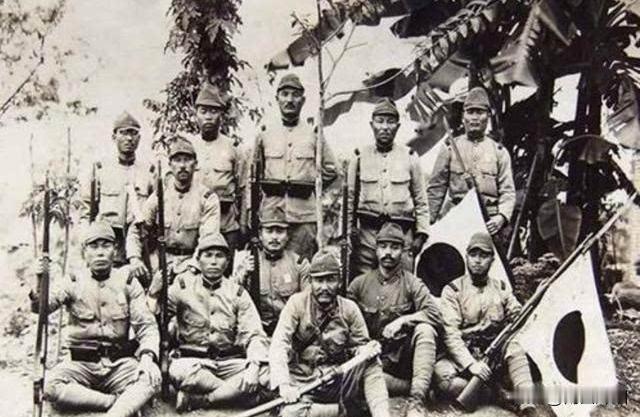 日寇暴行:南阳谢庄惨案1945年6月底，麦收刚完，盘踞在南阳郊区蔡营的日寇骑