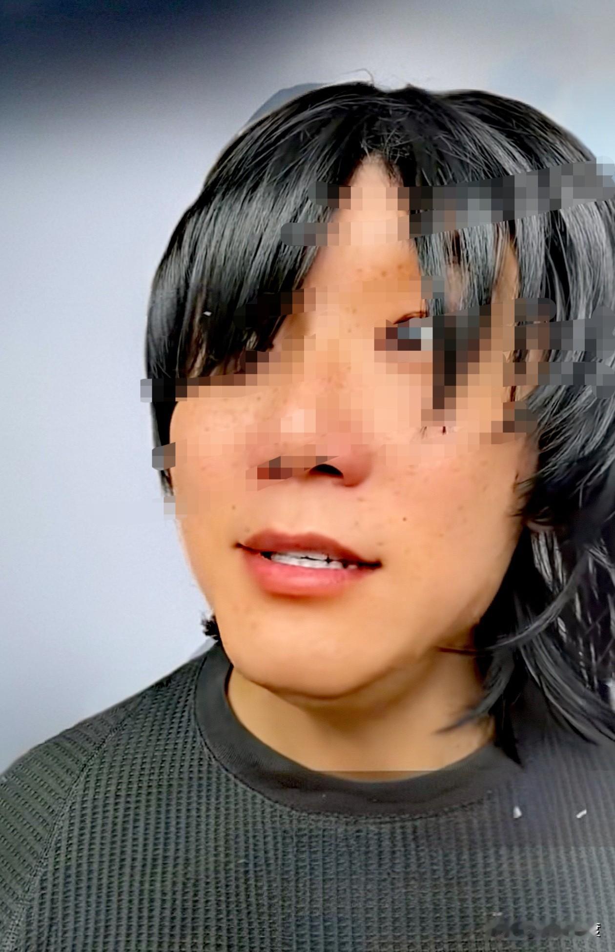痞欠并非完全搞笑：[捂脸哭][捂脸哭][捂脸哭]JP：嗷一下子，从我脑瓜袋顶上飞