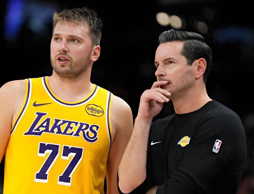 东契奇确定常规赛报销，雷迪克被骂的太惨了，真不知道他怎么想的！今天当宣布东契奇