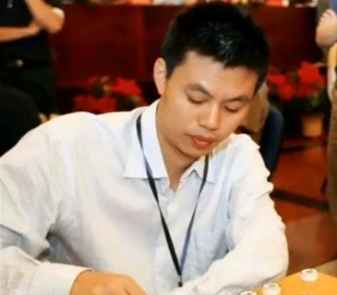20岁浙江天才少年尹昇，全胜晋级世界象棋锦标赛！这令人振奋的消息迅速传遍棋坛