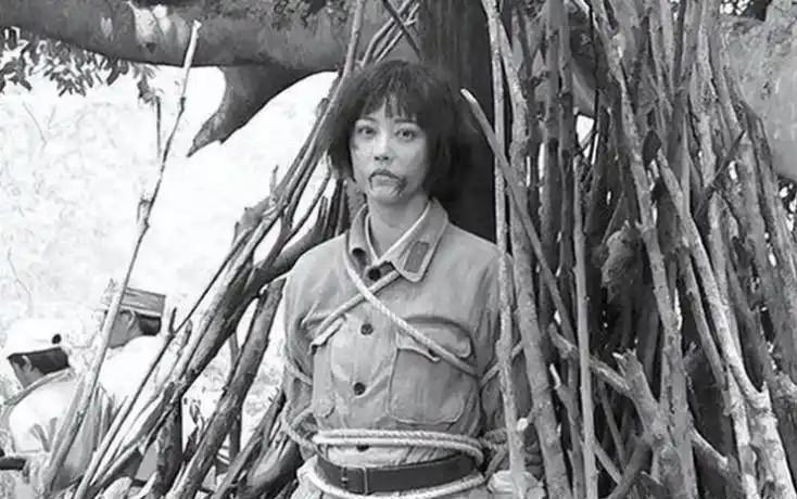 1945年女交通员被俘，受酷刑无全尸！柔弱之躯如何死扛？说到“无全尸”的惨烈，