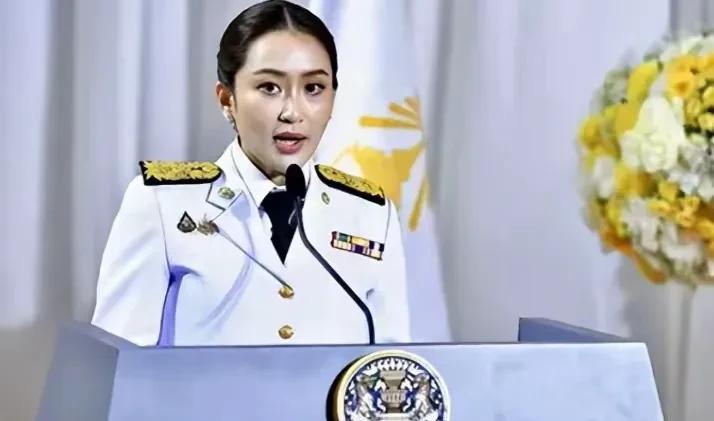 佩通坦又迎来一个喜忧参半的新消息，泰国宪法法院再给佩通坦最后一次机会！法院称，