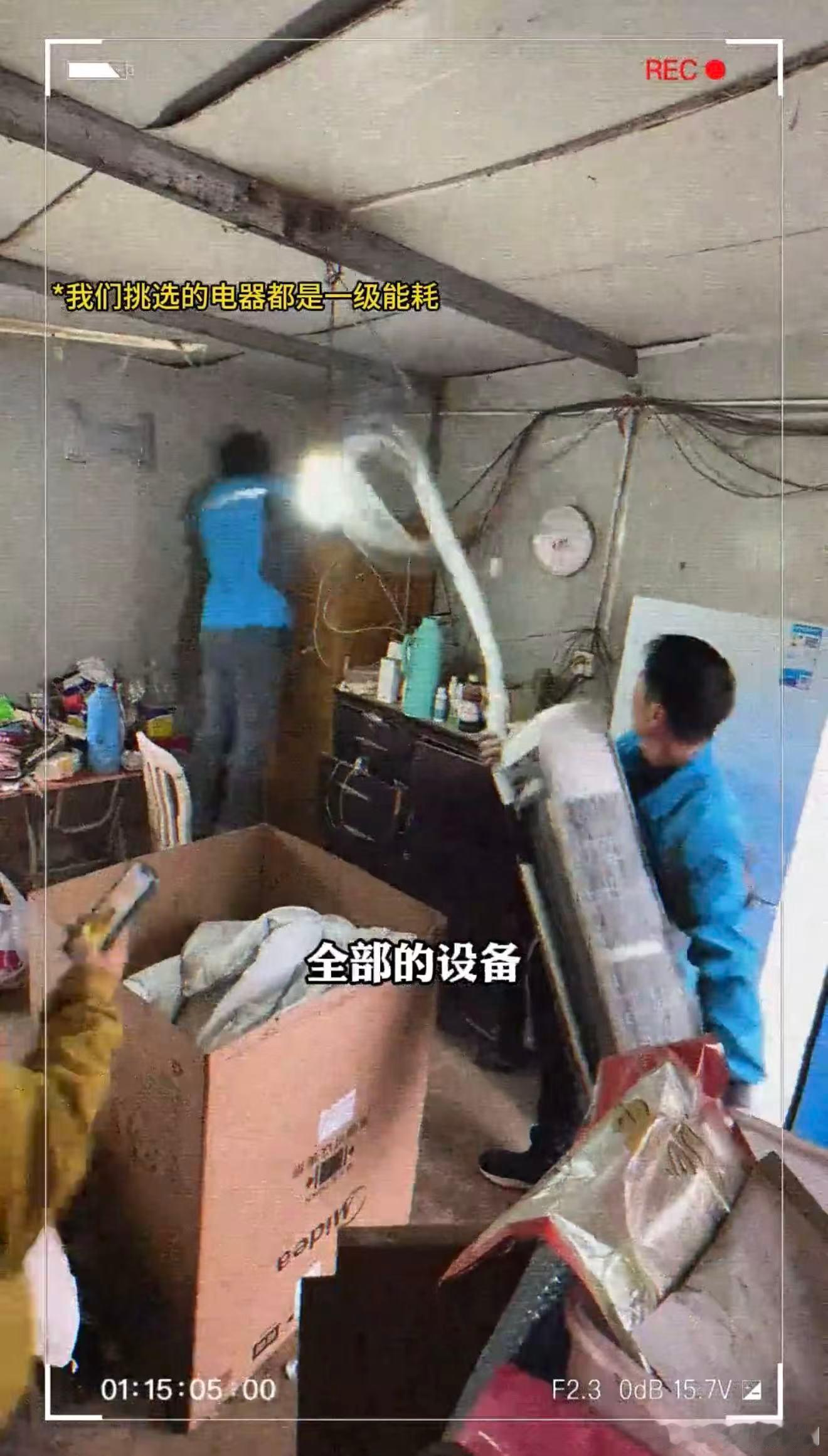 82岁退休语文老师的人生遗嘱82岁老师写高考作文引关注小美有幸与章奶奶并肩，守