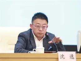美台勾连步步升级、连踩红线的关口，复旦大学教授沈逸在节目中直接摊牌，一番硬派表态