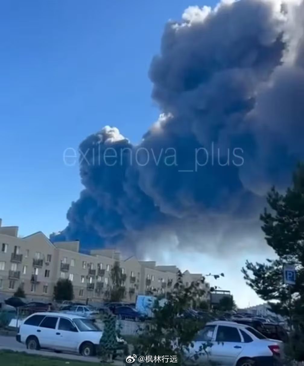 俄罗斯烧的很快迎接乌克兰赐予的熊熊烈火吧！美军导弹打击伊朗石油重镇美伊以冲突医生