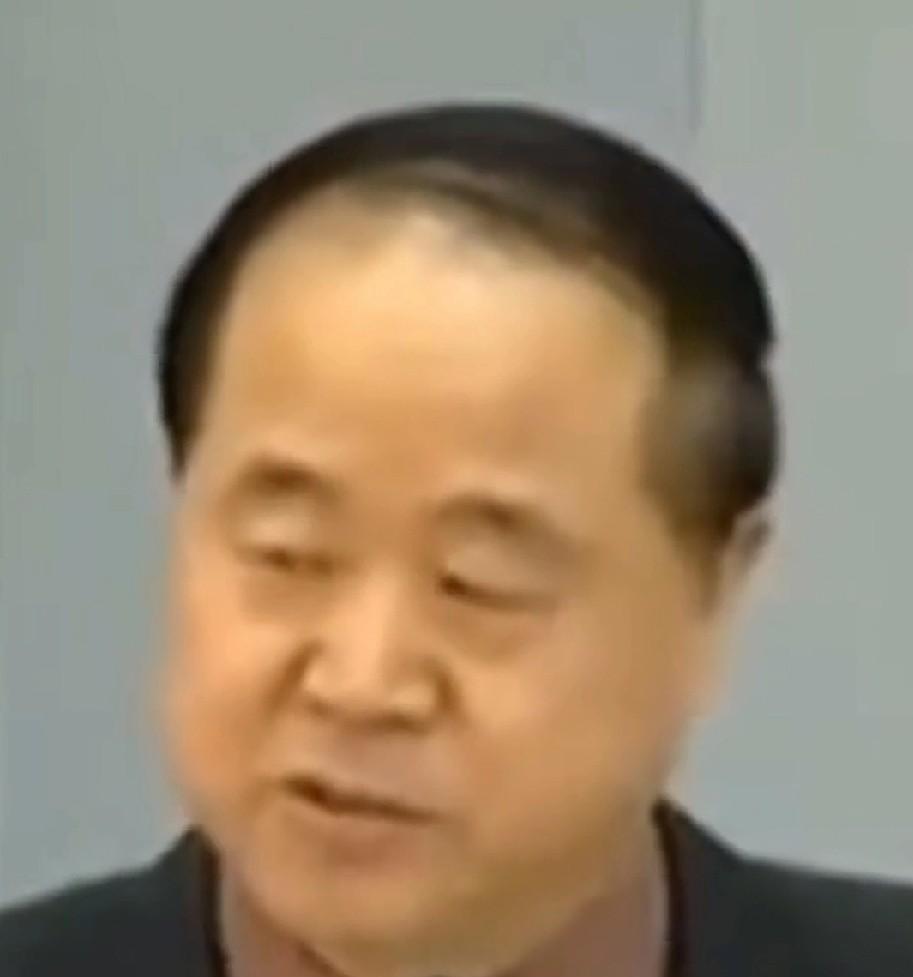 莫言最近的言论，着实让人又是一惊，莫言说，文学的目的就是要揭露社会的黑暗，就是要