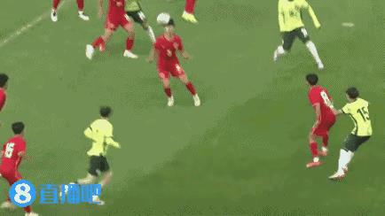 你要说中国U16改年龄我是不信的，谁家大人老犯小孩的错。这不对阵澳大利亚U16开