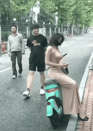 大哥你怕什么呢