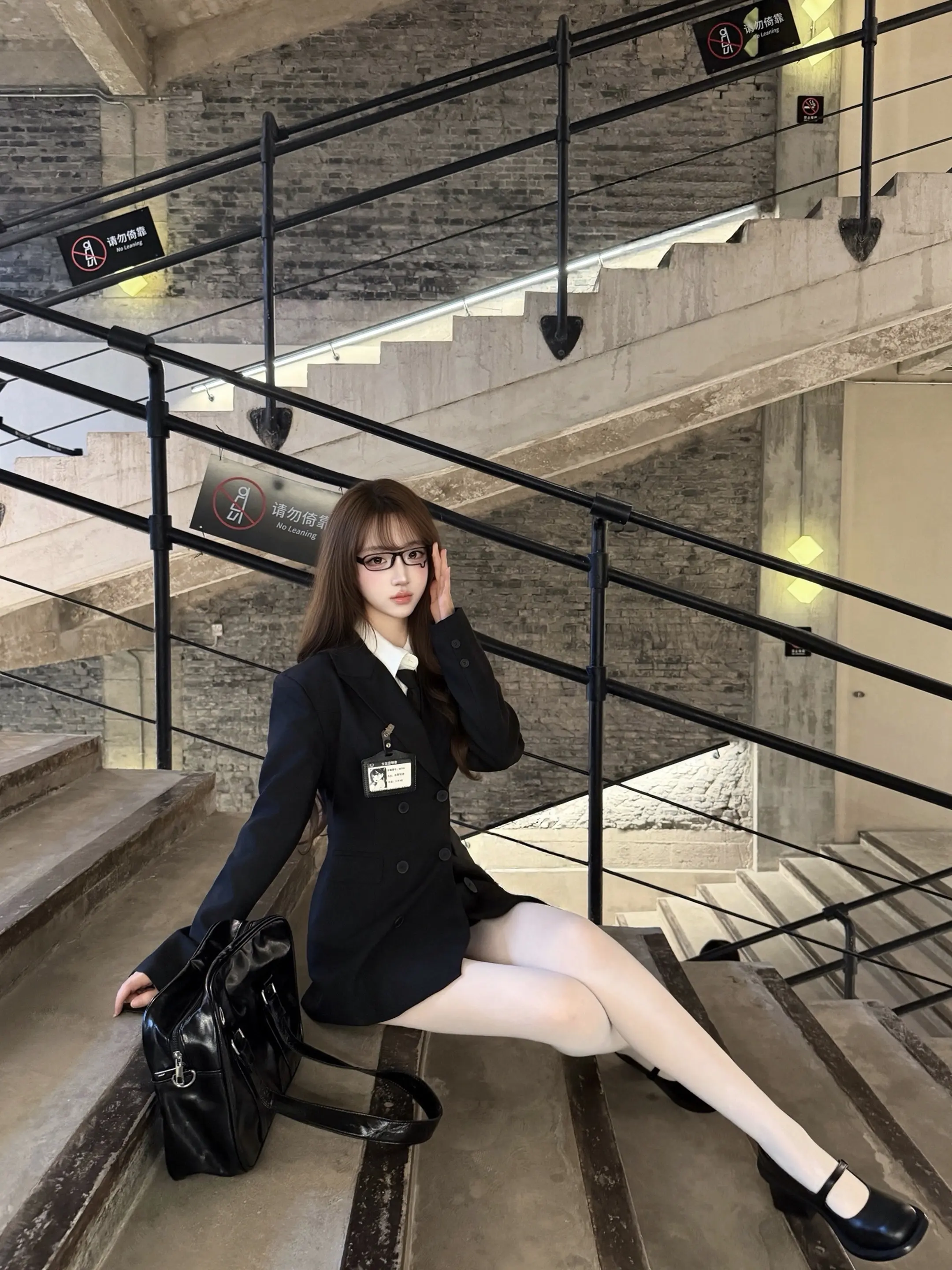 你的心跳 吵的我想按住它
