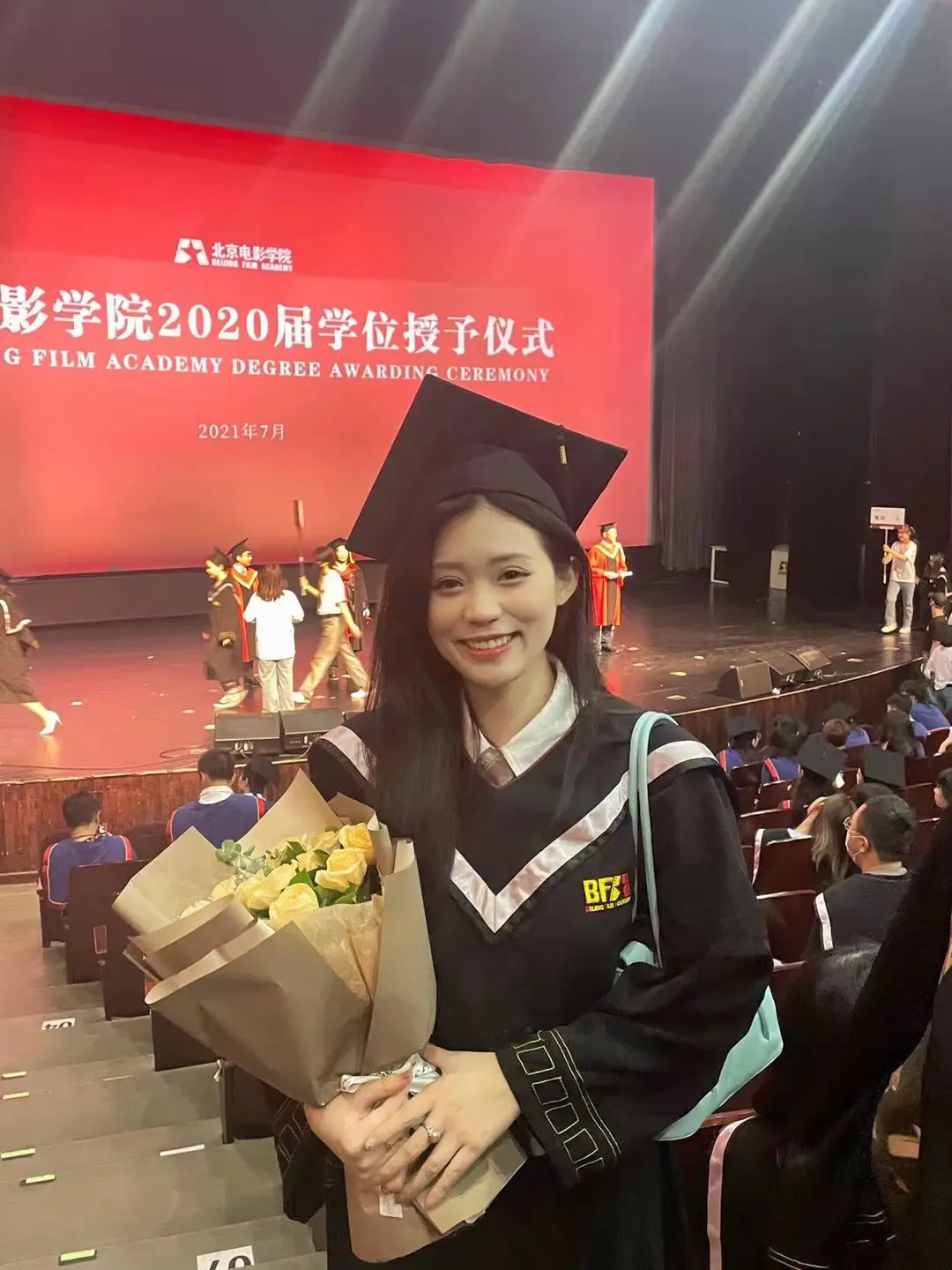 图片依次为：未上班 上班一年 上班四年
