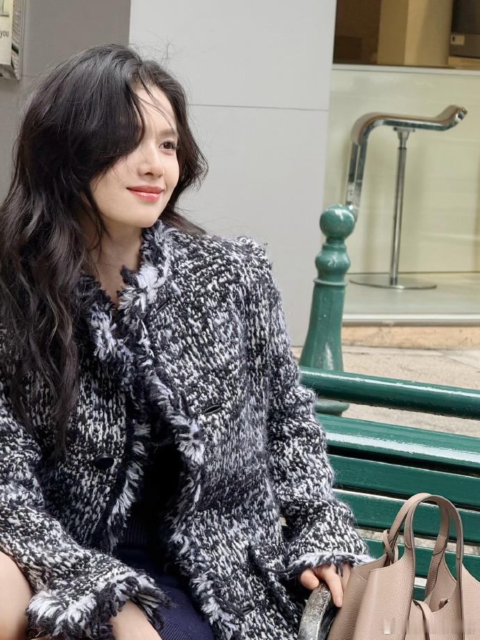 张婧仪权威二字我已经说累了张婧仪权威二字我已经说累了！怎么这么美了，这张脸也是