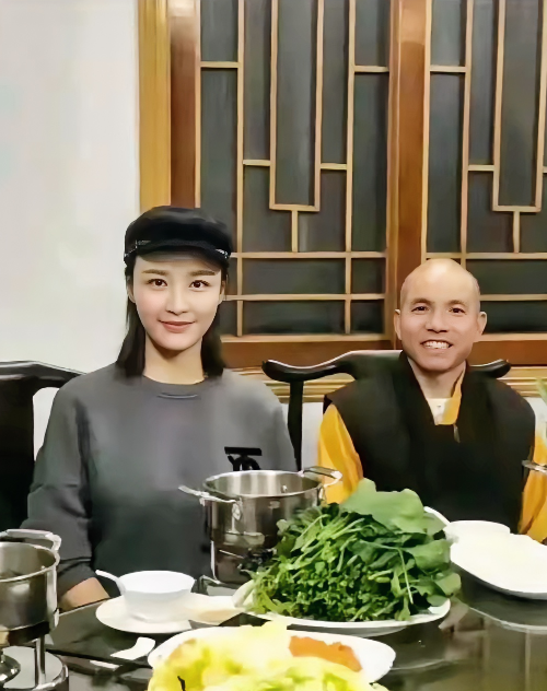 7月29日，释印乐正式接任少林寺第31任住持。结果上任不到24小时，他和女性信众
