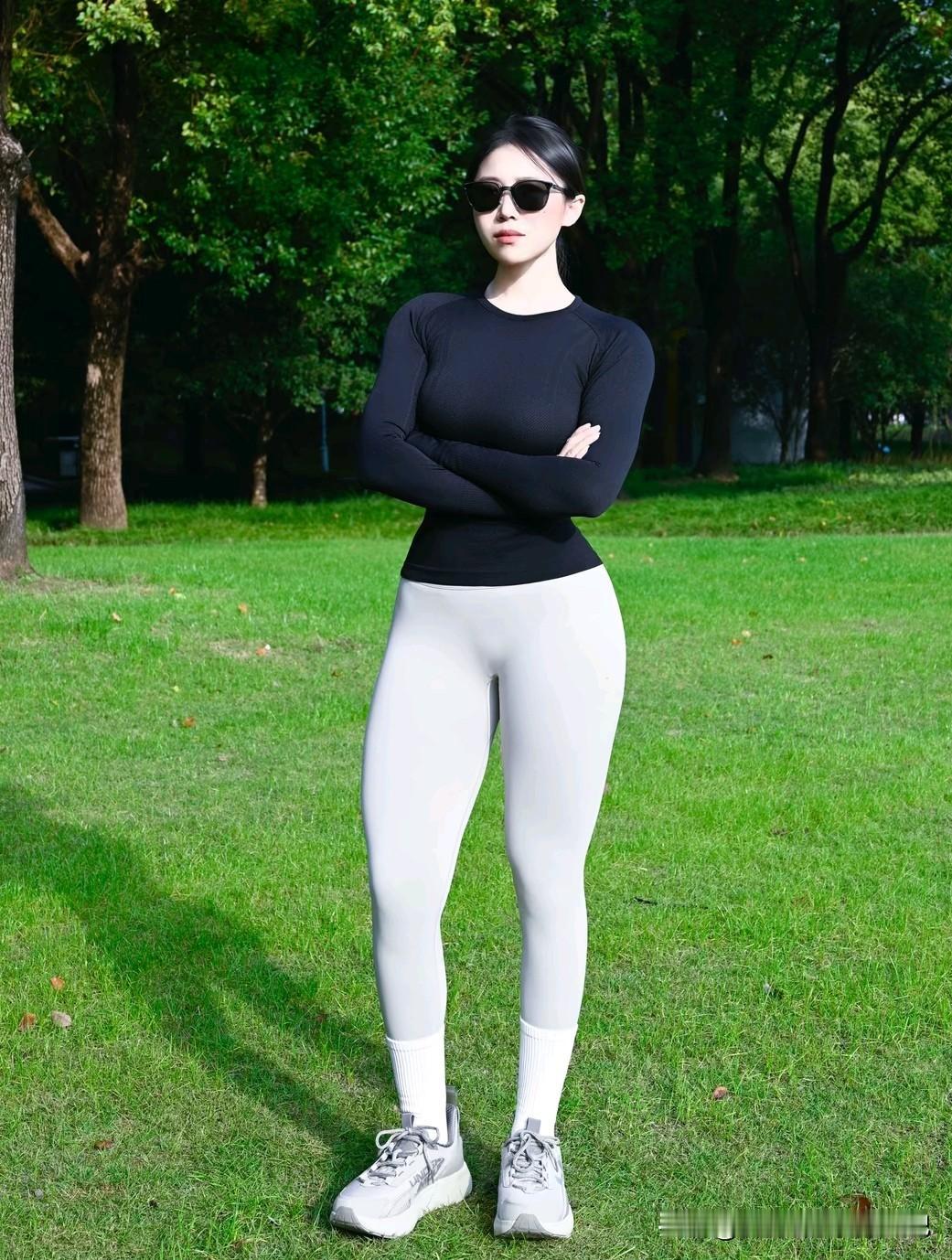 记录我的2026很喜欢这套黑白配的衣服