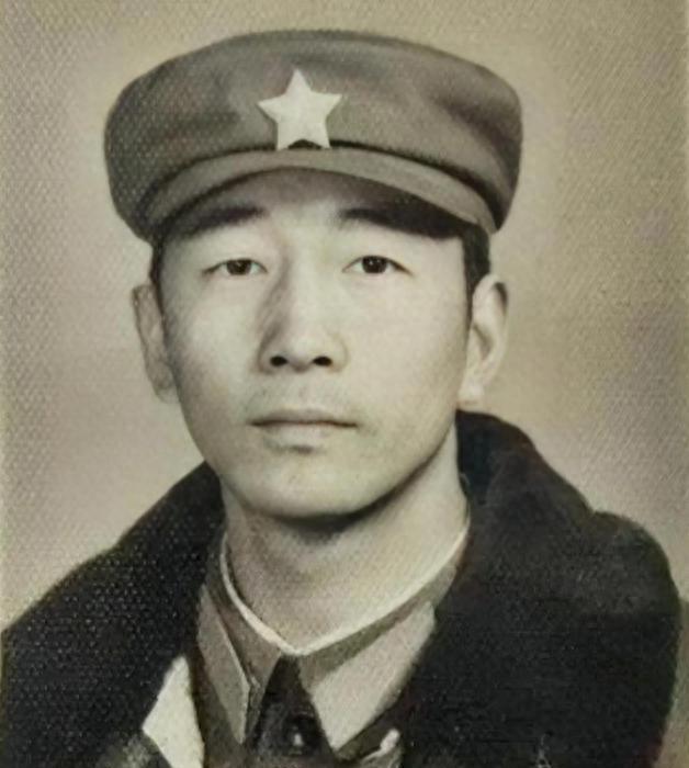 27岁的我携笔参军，不被同学理解，进入部队是因炮兵学院的一封信“1993年秋天