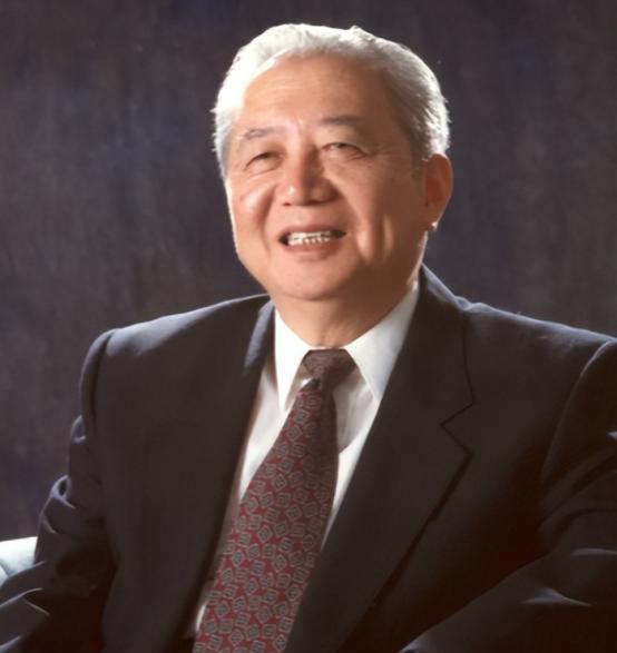 美国的计划落空了！2001年，美国将一批淘汰的机器高价卖给中国，导致我国亏损好几