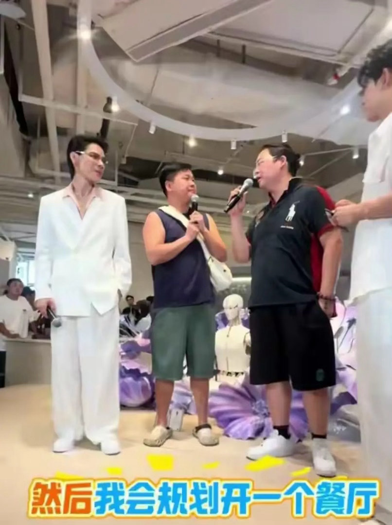 向太又失望了，向佑这个不省心的儿子，才刚好一点又开始嘚瑟啦。此前向佐带他合体直