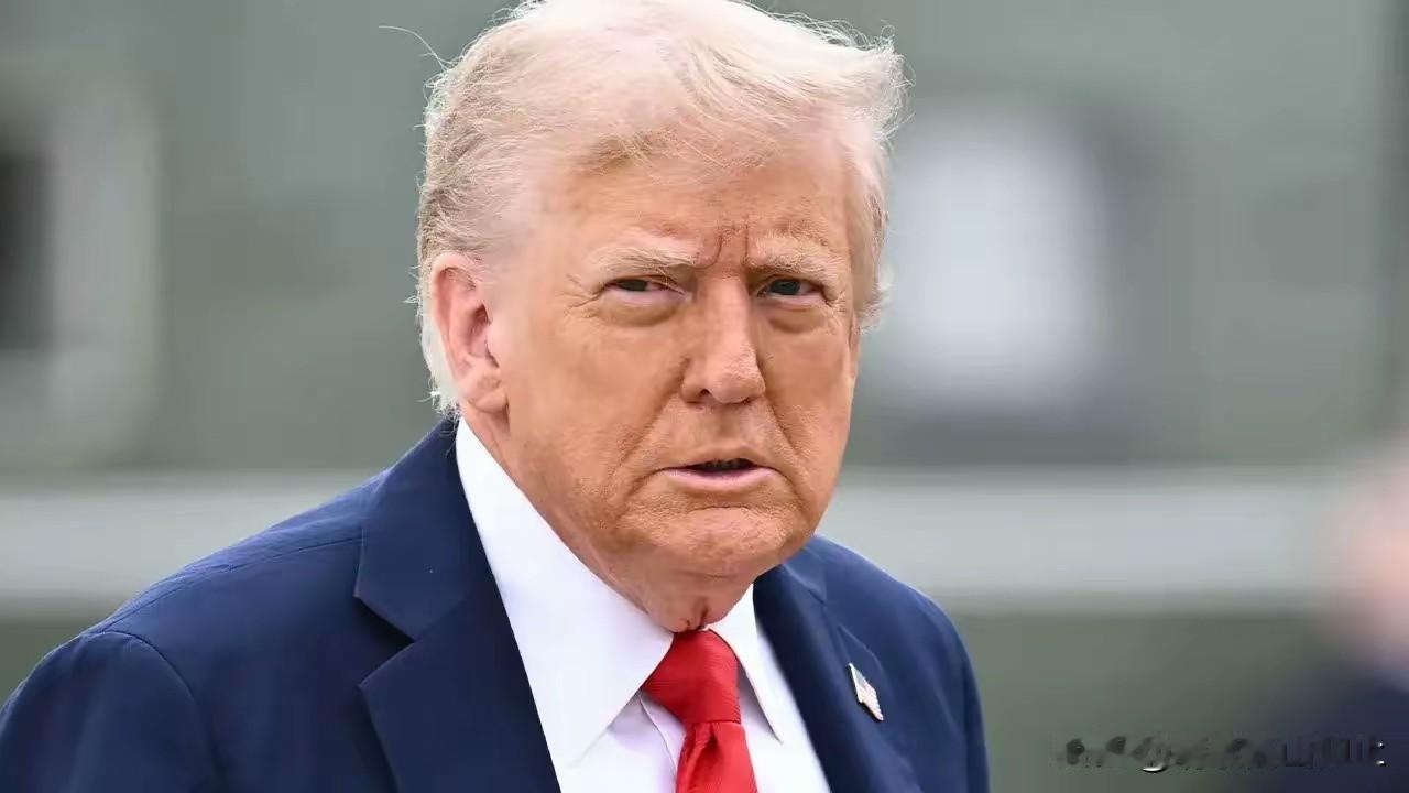 特朗普出面了！泰柬边境的冲突有点失控了，泰国总理阿努廷亲自指挥，势必要打的柬