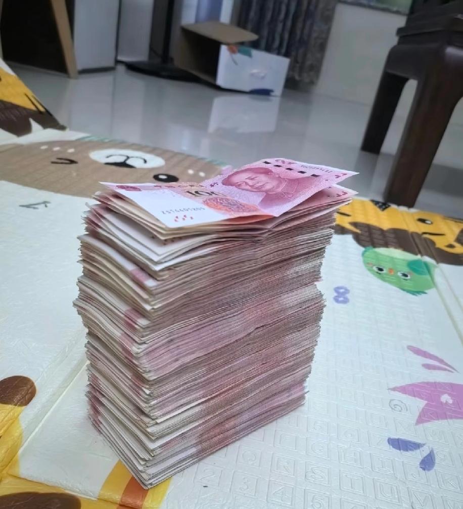 手握200万存款，到底能多久不上班？算完惊了普通人攒下200万想躺平不上班