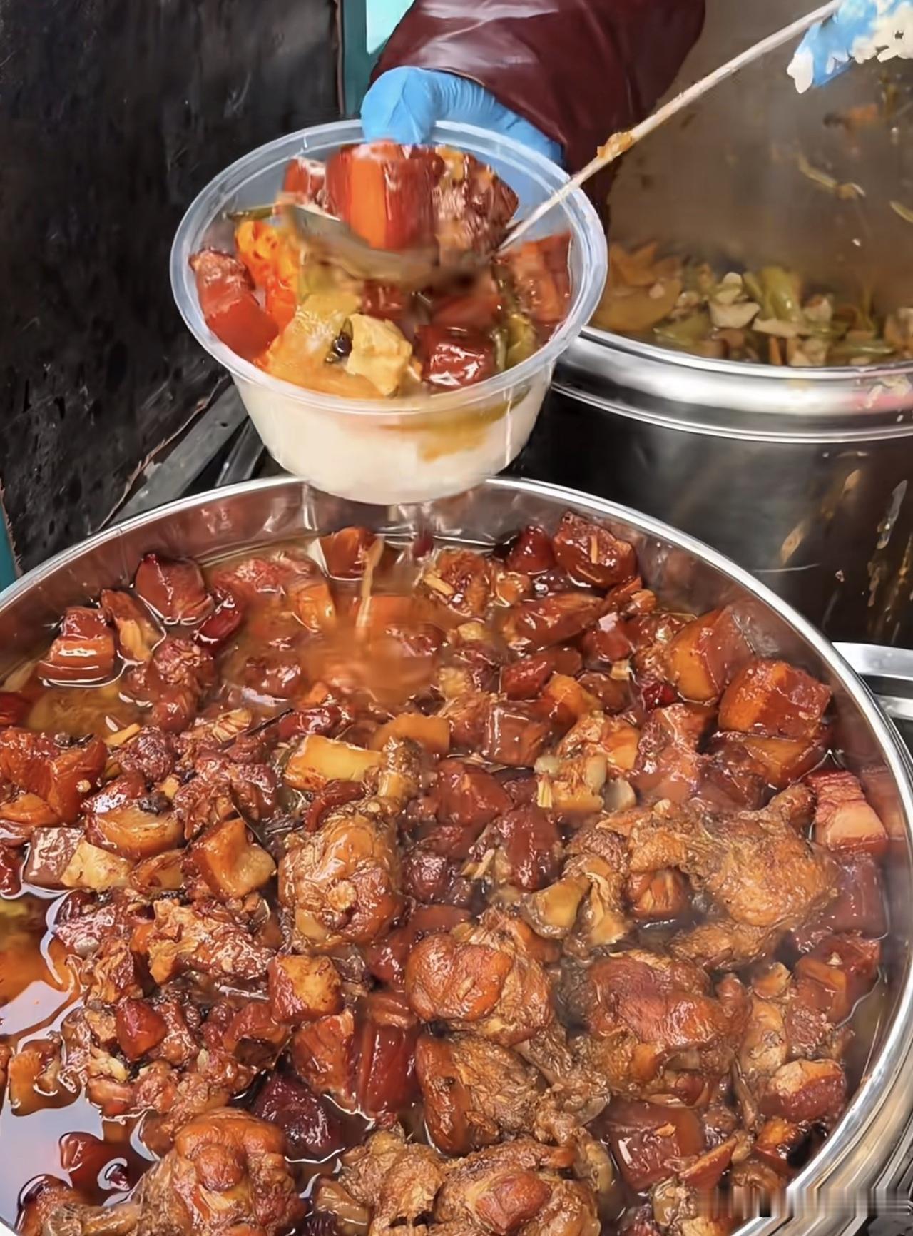 吃个猪肉都不敢直说？吃饱饭才几年，别惯坏矫情风气真的不太理解现在的风气，好