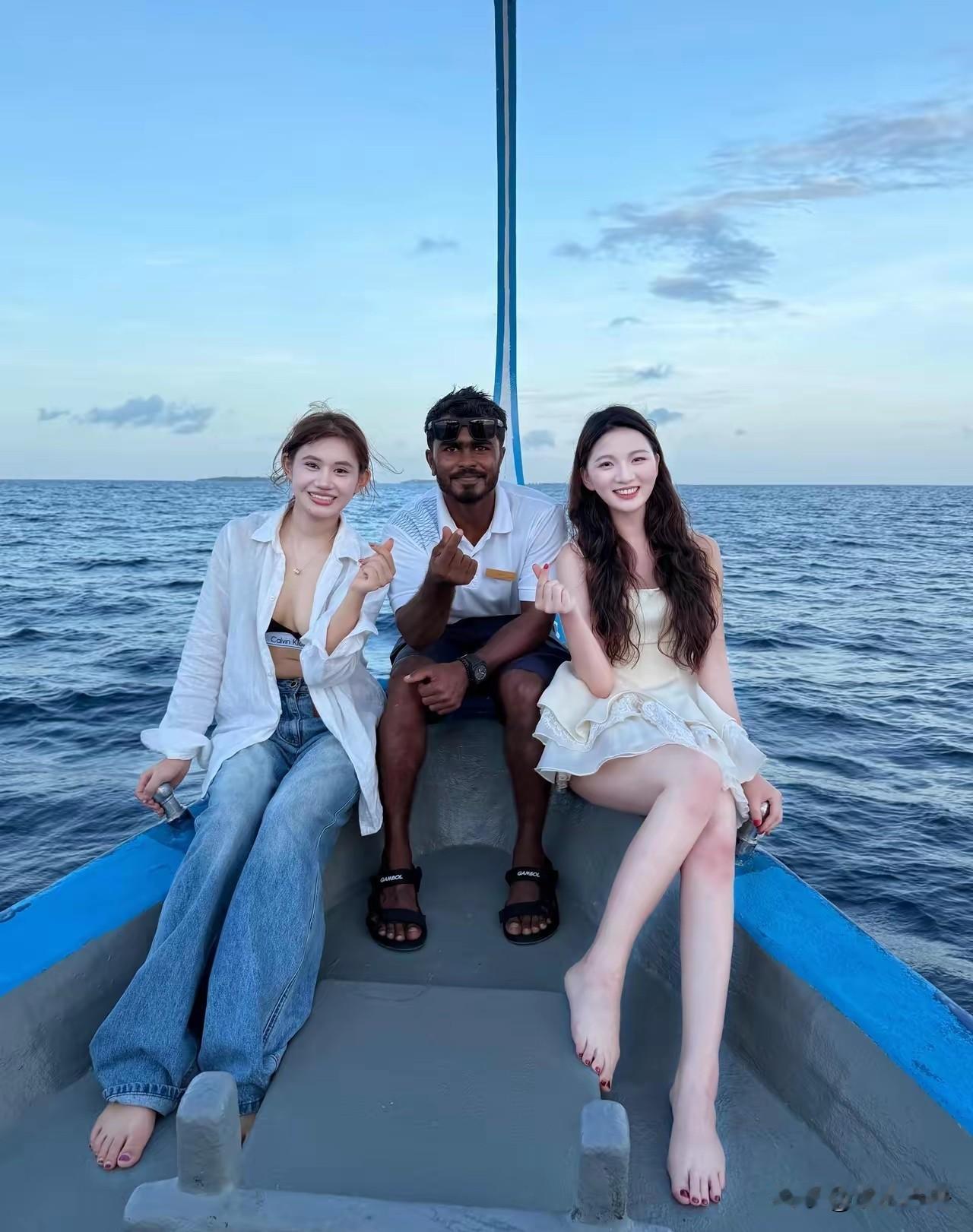 女同学大学毕业后去澳洲留学，经常在朋友圈晒一些出去玩的照片，不得不说澳洲的风景真