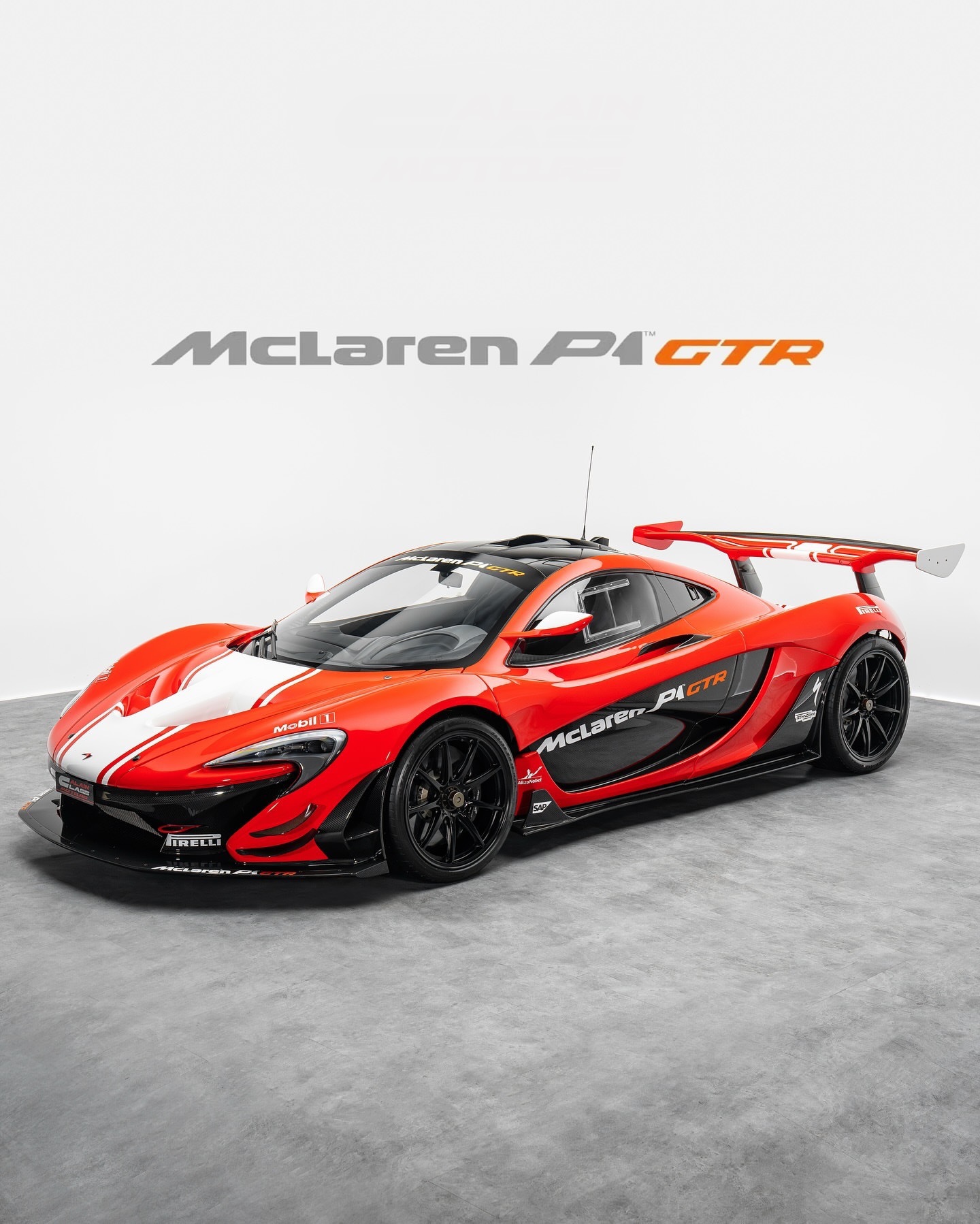 迈凯伦迈凯伦P1GTR•年份：2015年•规格：GCC•行驶