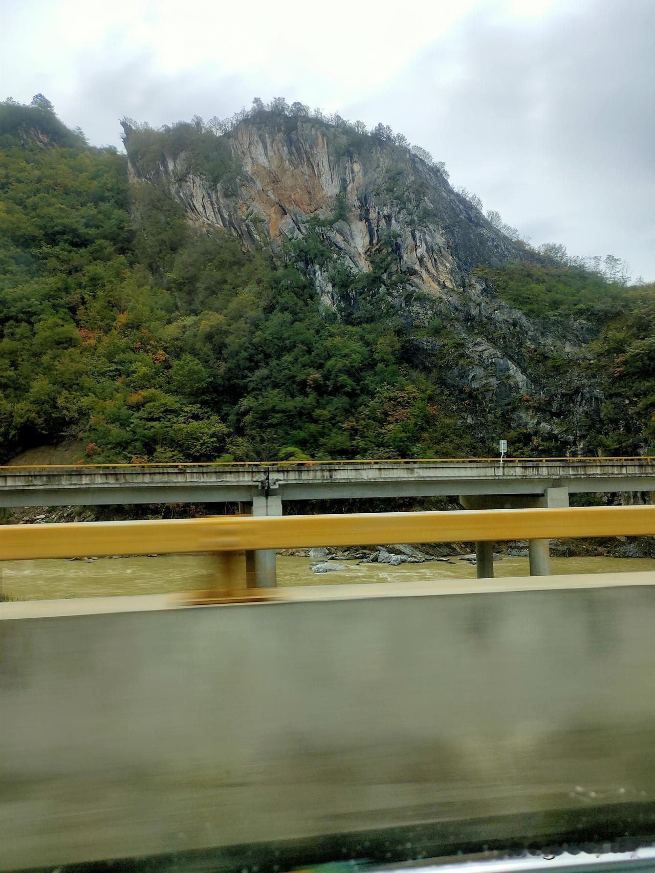 人过六十,最重要的是什么?人到晚年，记住这8条活法别执念孩子的回报，生养本