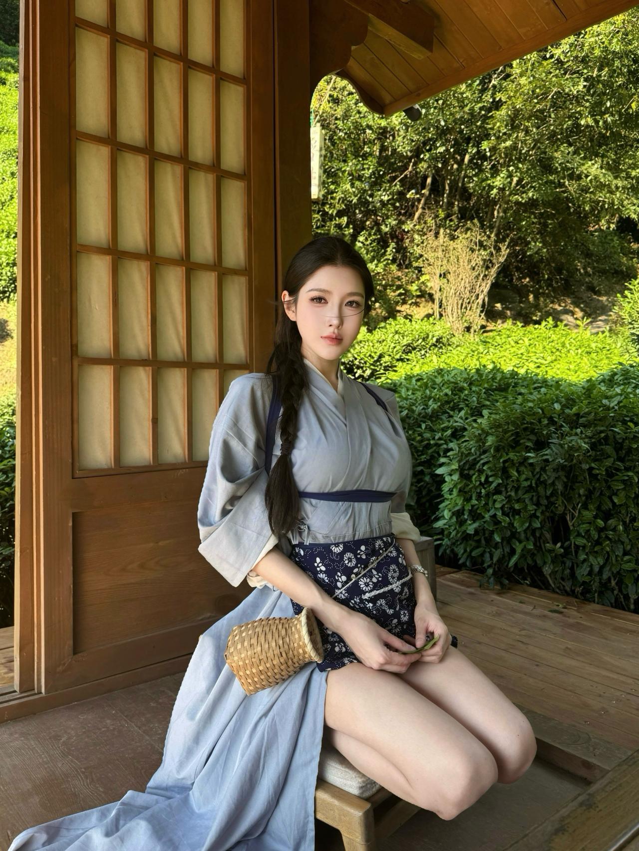 日系风美女写真，明艳大气！