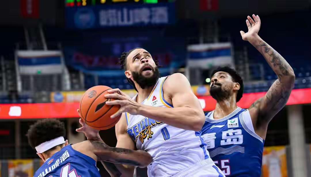 CBA常规赛昨天晚上曲终人散，季后赛就又将接踵而来了，列强以出班，附加赛不时就又