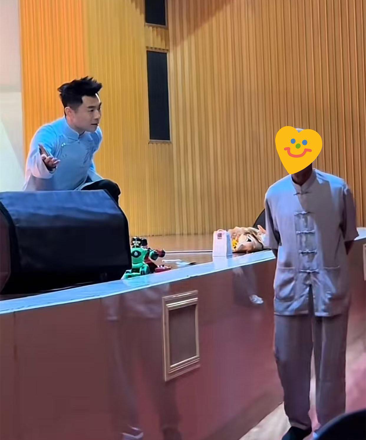 德云社又被黑了，还把马三立搬出来了！张九南前几天郑州举办专场，现场突发状况，有大