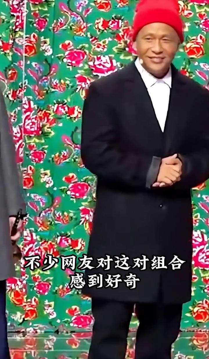 你以为美女只嫁帅哥？宋小宝妻子那张酷似赵丽颖的脸，当年是她倒追的。她是他最早