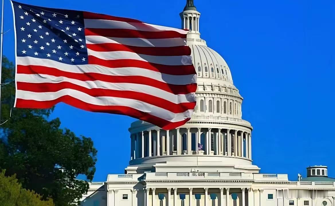 在北冰洋沿岸那片被极寒笼罩的荒原上，工业文明的钢铁巨兽偶尔也会向大自然低头。当地