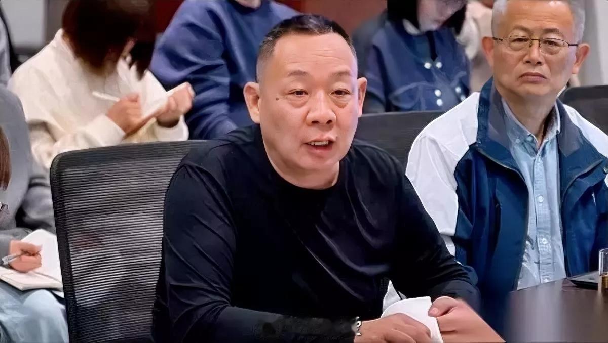 于东来最近捅了马蜂窝居然公开说给员工发太多工资是溺爱。好多网友追着骂