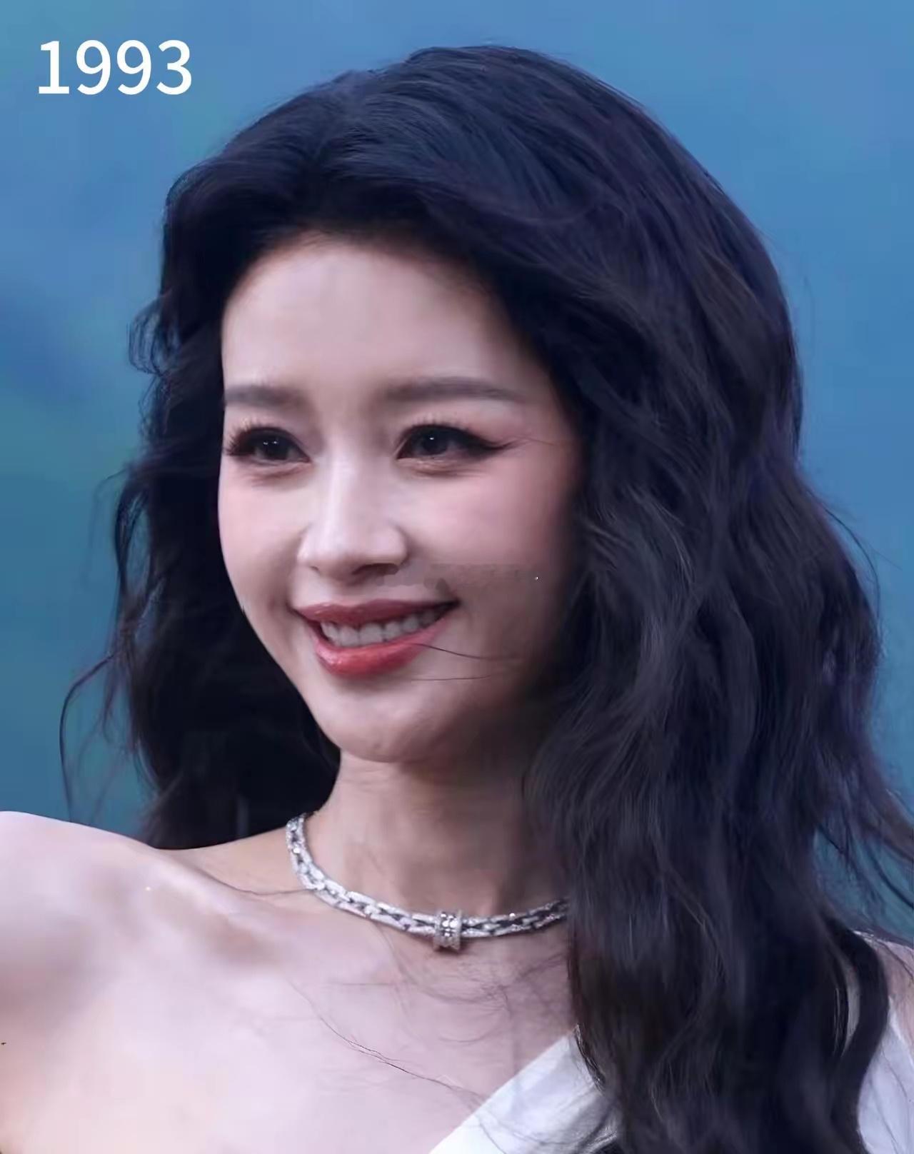 VOGUE九寨沟活动女明星生图，你们觉得谁最能打？