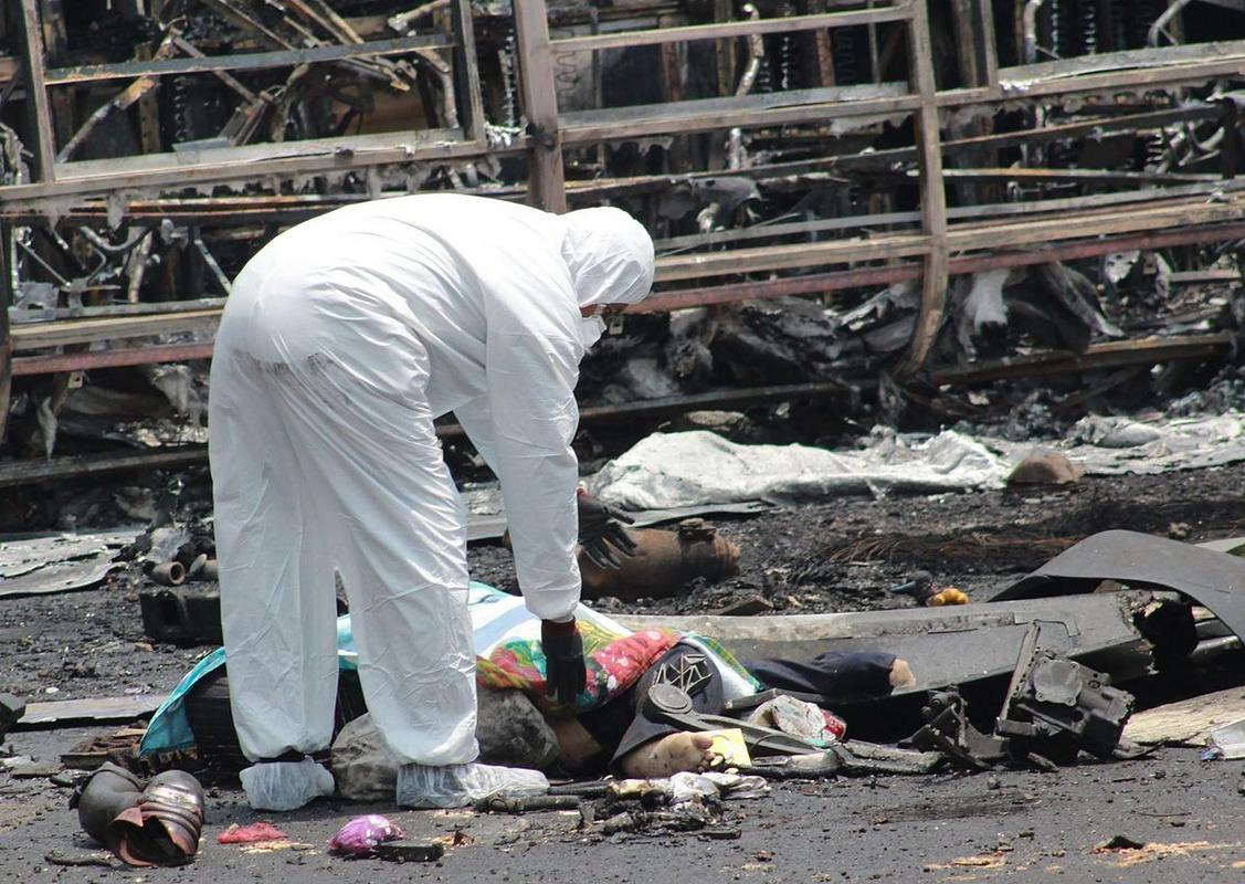 日本深夜发生7.5级强震，核设施的安全防线快突破，比核废水更急的雷藏在哪？