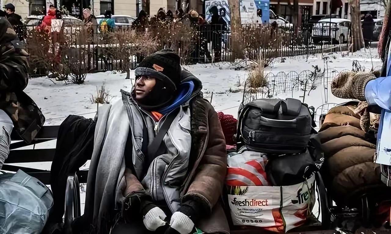 美国斩杀线“斩杀线”一词源自游戏术语，原指玩家可以发动一击必杀或怪物触发狂暴的临