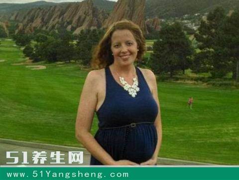 孕妇生宝宝时遇羊水栓塞, 她选择牺牲自己生下孩子