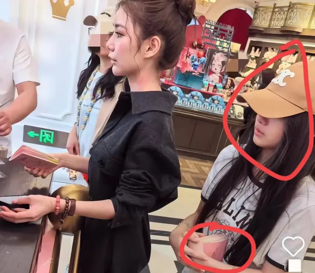 “后妈”就是“后妈”和“亲妈”确实不一样，从马筱梅对小玥玥态度就