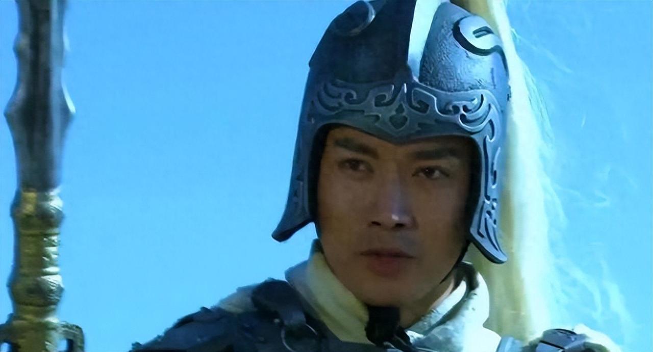 228年，诸葛亮第一次北伐，陇右三郡望风而降，曹魏朝野震恐。就在这关键时刻，曹魏