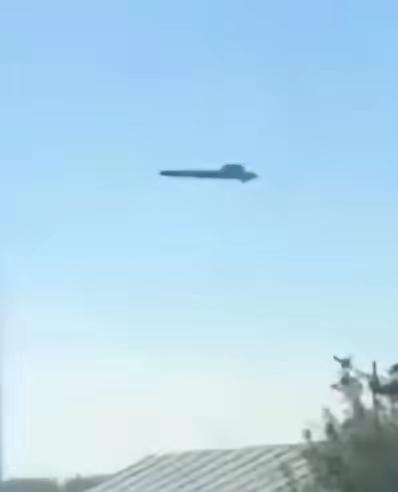 乌克兰火烈鸟导弹远程奔袭击中俄罗斯武器厂，距离前线1000公里。​2026年