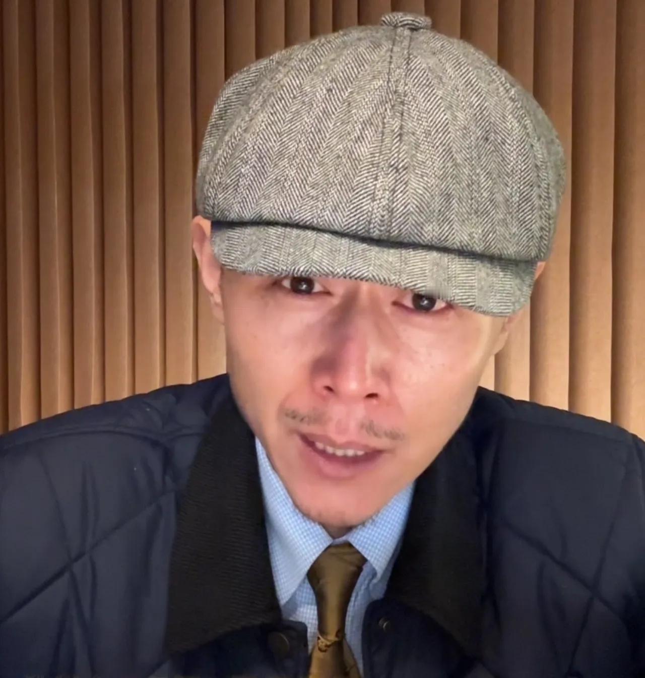 昨夜将近八万人的大冰直播间，我第一次见到他泪流满面。一个17岁上高二的山东淄博女