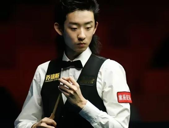 两年后，吴宜泽不会是下一个张安达就凭小伙子1.9的身高，吴宜泽的上限也要远远