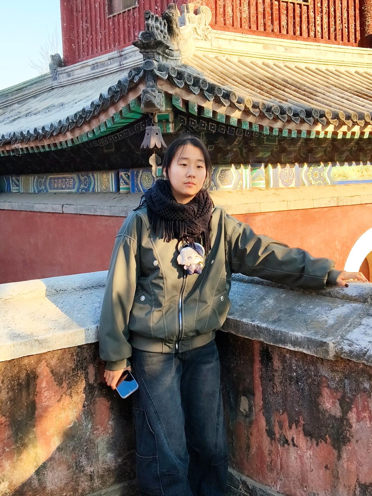 女儿说长大后，给舅舅买新车。昨天女儿开学了。我妈发微信过来，她说记错了，