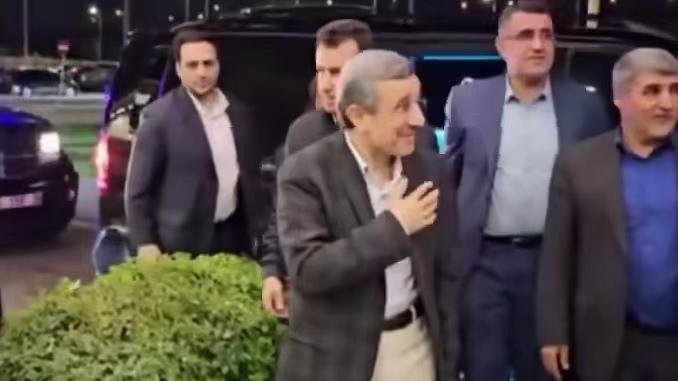 前一段消失的前总统内贾德，现在突然又亮相了，伊朗是不是又有大动作了呢？自从以色列