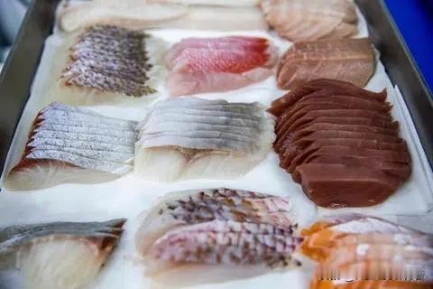 外媒：台湾取消对日本海鲜的所有进口限制！海峡时报消息，台湾11月21日取消了