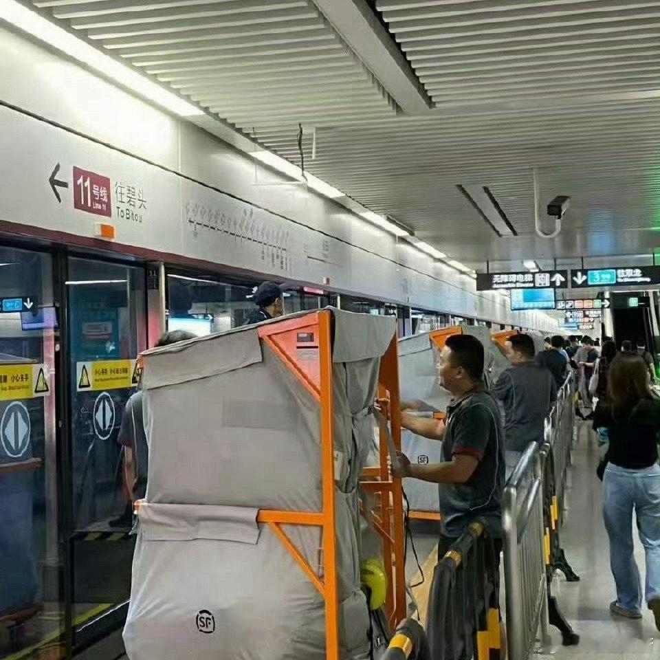 顺丰快递保持高效配送的原因找到了