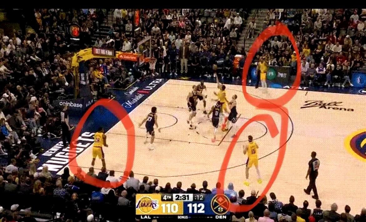 湖人球迷骂东契奇第四节隐身？别瞎扯！上周打步行者拿44分那场他第四节压根没上！