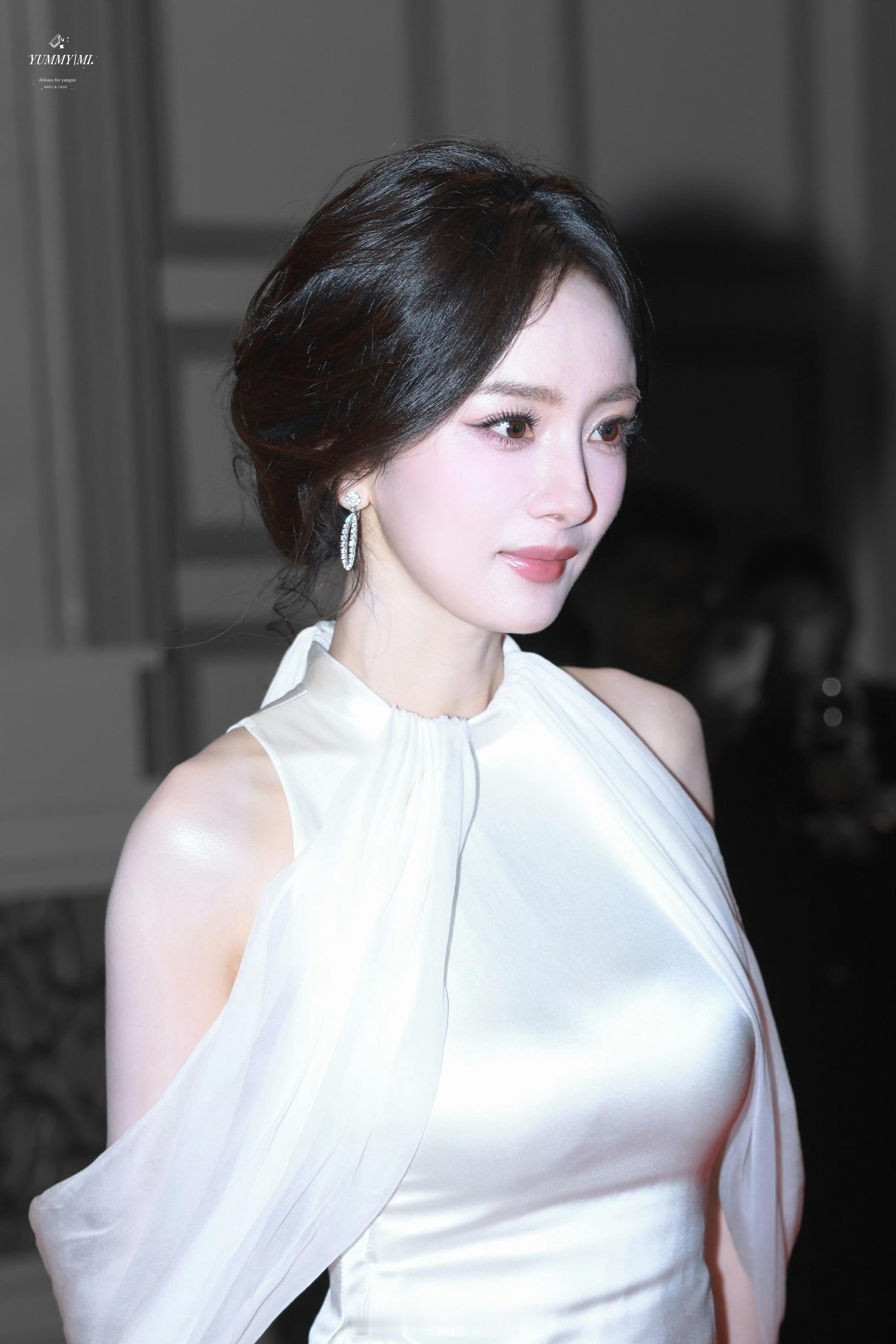 今年对杨幂来说是顶顶好的一年杨幂美的好高级​​​